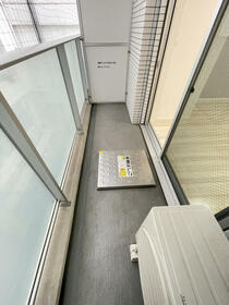 13/16 バルコニー