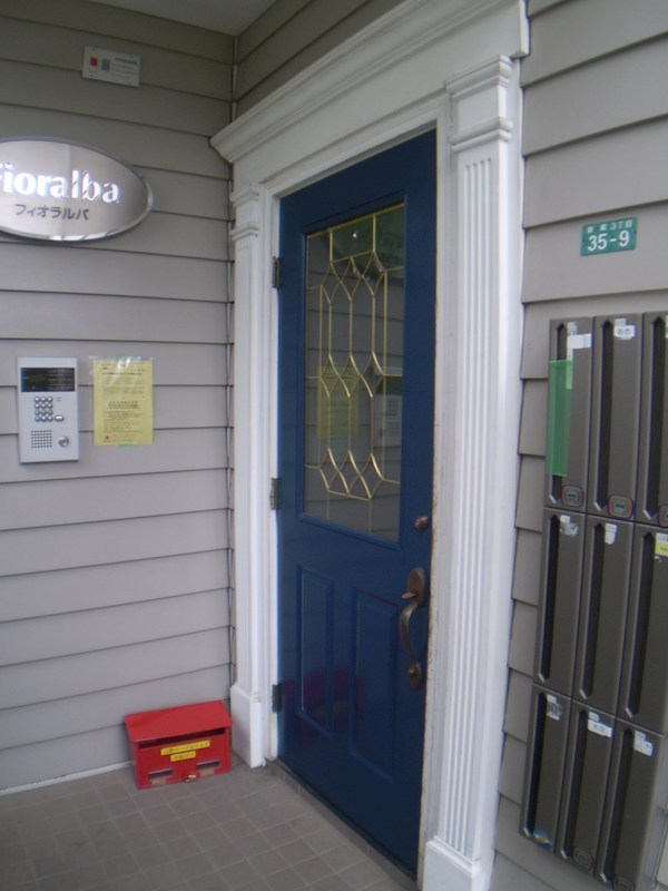 19/19 エントランス