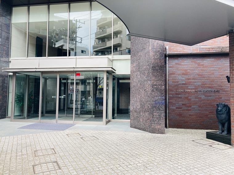 2/3 エントランス