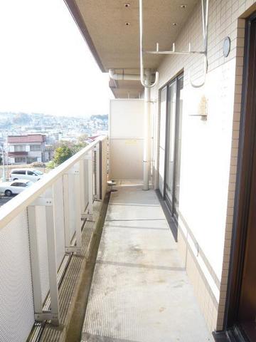 18/27 バルコニー