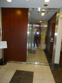 14/14 エントランス