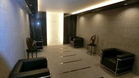 2/2 エントランス