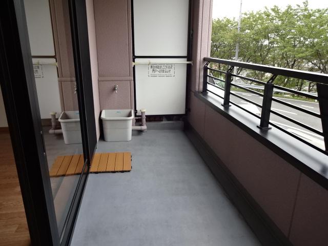 20/28 バルコニー