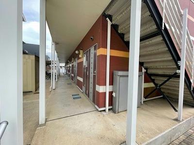 14/14 エントランス