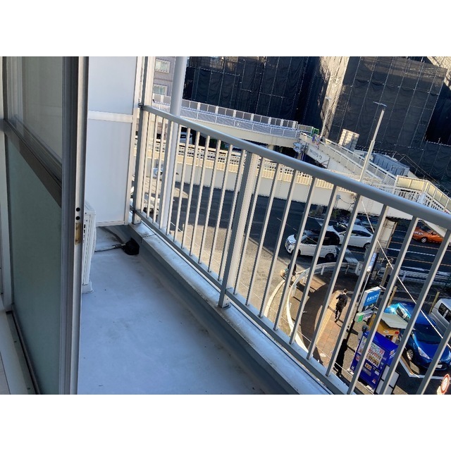 13/18 バルコニー