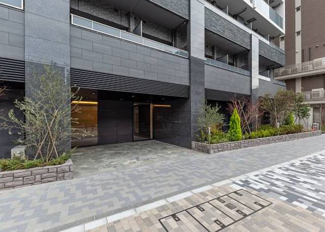 24/29 エントランス