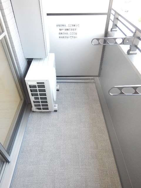 13/30 バルコニー