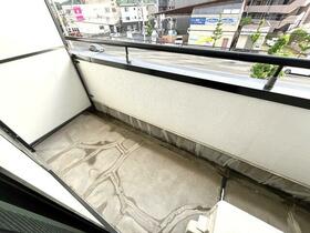 13/16 バルコニー