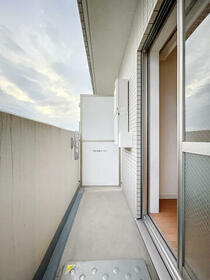 13/16 バルコニー