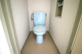 8/10 トイレ