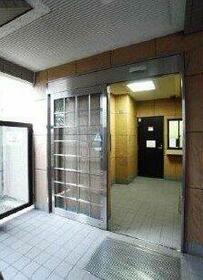 8/8 エントランス