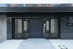 16/16 エントランス