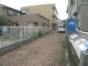 15/16 エントランス