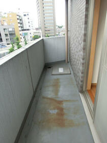 13/16 バルコニー