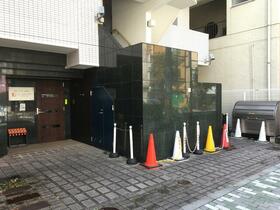 2/3 エントランス