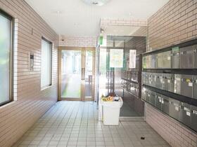 13/14 エントランス