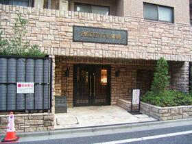 14/14 エントランス