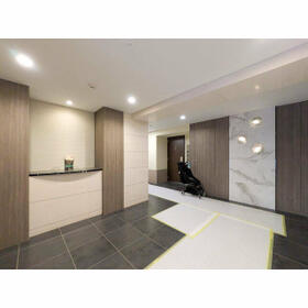 3/4 エントランス