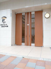 16/16 エントランス