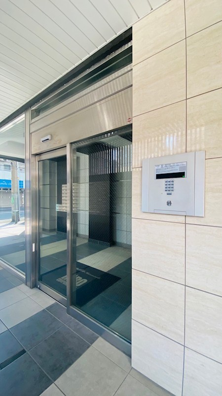 21/21 エントランス