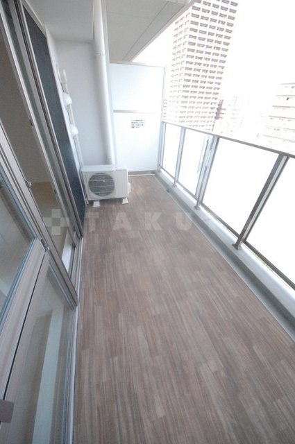 26/30 バルコニー