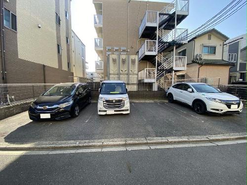 14/20 駐車場