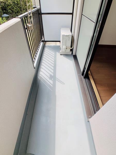 23/30 バルコニー