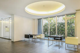 15/16 エントランス