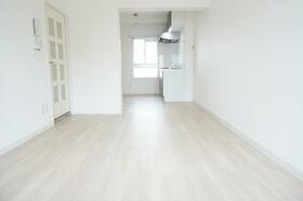 4/16 リビング/ダイニング