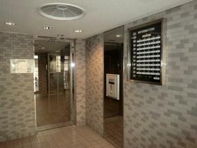 4/4 エントランス