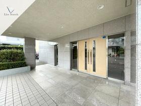 16/24 エントランス