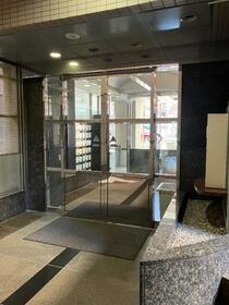 14/14 エントランス