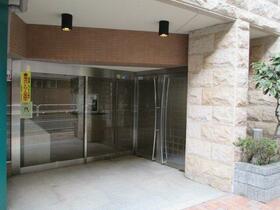 15/16 エントランス