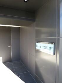 16/16 エントランス