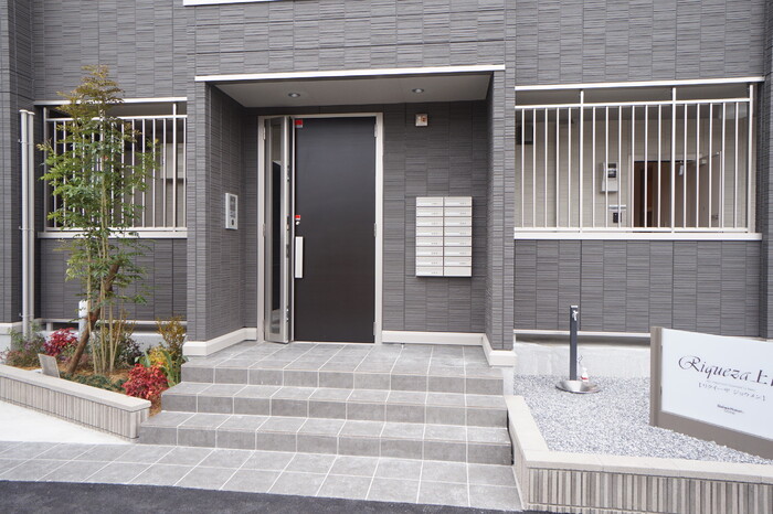 15/20 エントランス