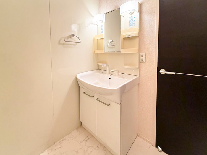 13/20 洗面