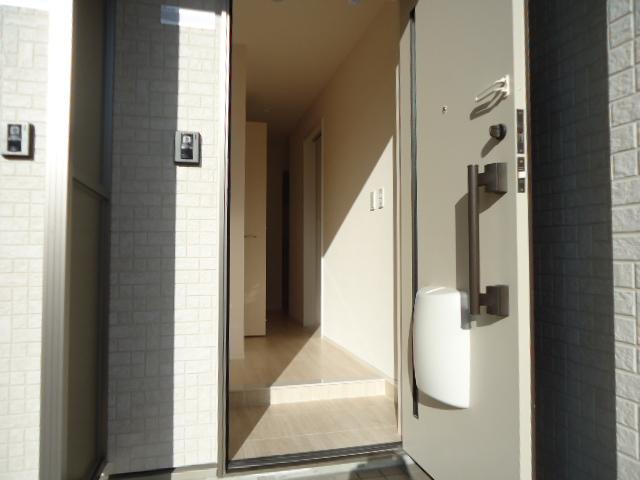 13/30 玄関