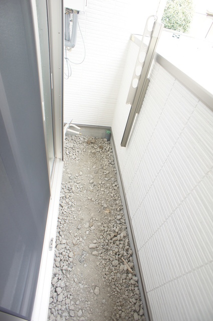 18/25 バルコニー