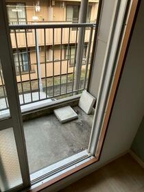 13/14 バルコニー