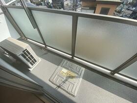 14/16 バルコニー