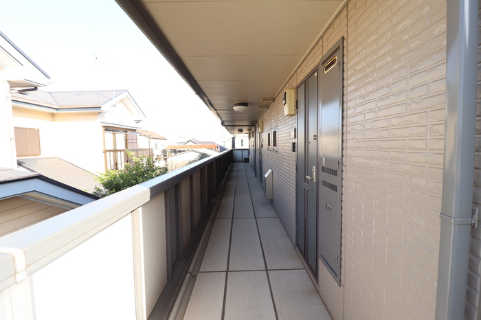 16/22 エントランス