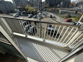 13/16 バルコニー