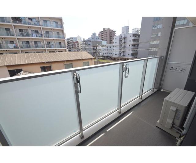 17/20 バルコニー