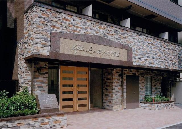 28/29 エントランス