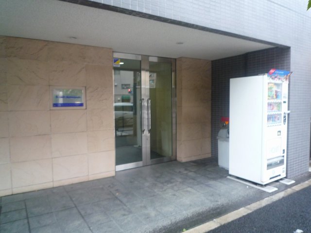 14/15 エントランス