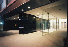 4/4 エントランス