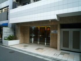 2/2 エントランス