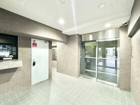 4/4 エントランス