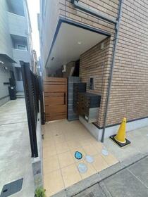 6/6 エントランス