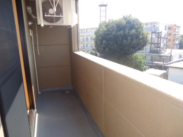 17/28 バルコニー